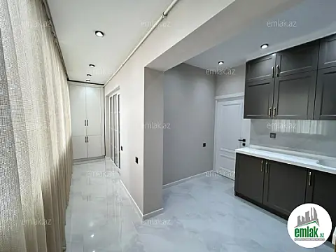 Satılır 4 otaqlı köhnə tikili 105 m²