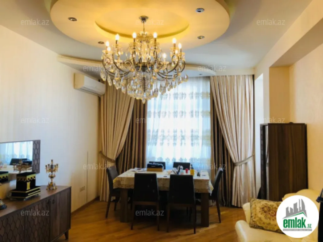 Satılır 2 otaqlı yeni tikili 90 m²