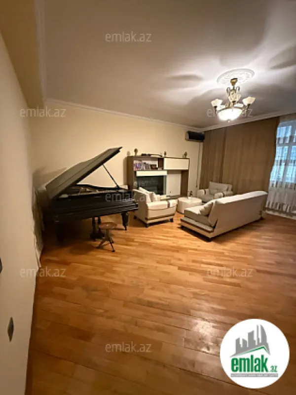 Satılır 3 otaqlı yeni tikili 154 m²