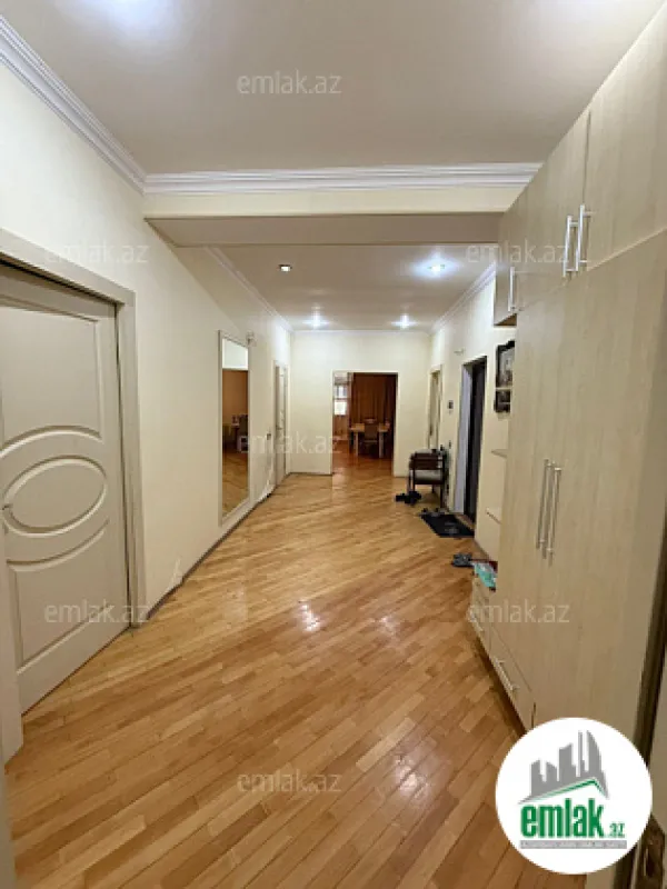 Satılır 3 otaqlı yeni tikili 154 m²