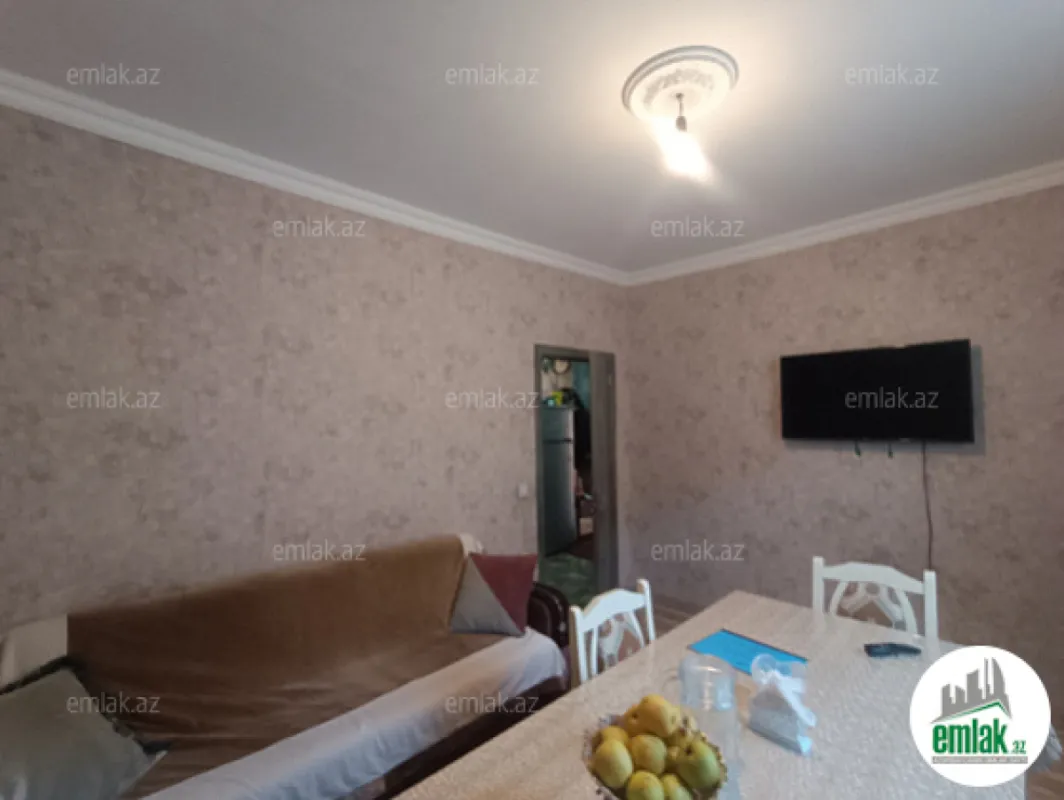 Satılır 2 otaqlı həyət evi 55 m²