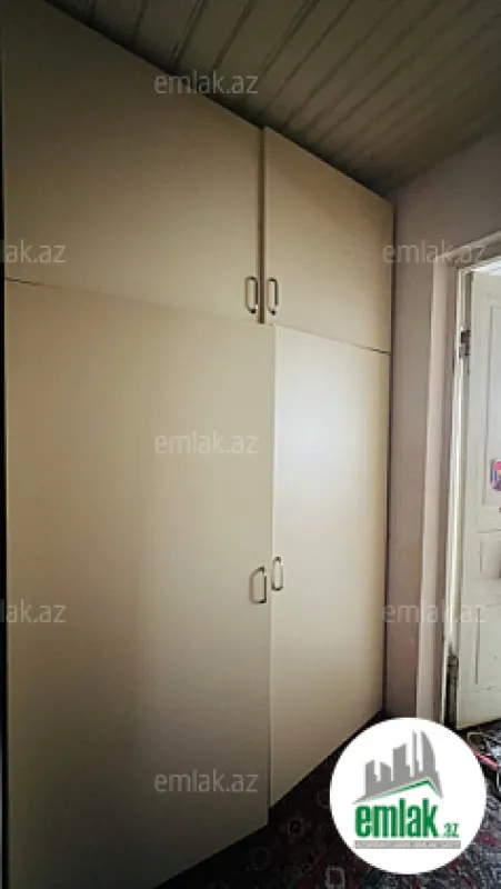 Satılır 2 otaqlı köhnə tikili 50 m²