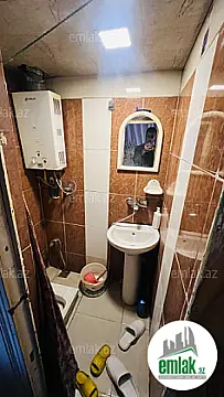 Satılır 2 otaqlı köhnə tikili 50 m²