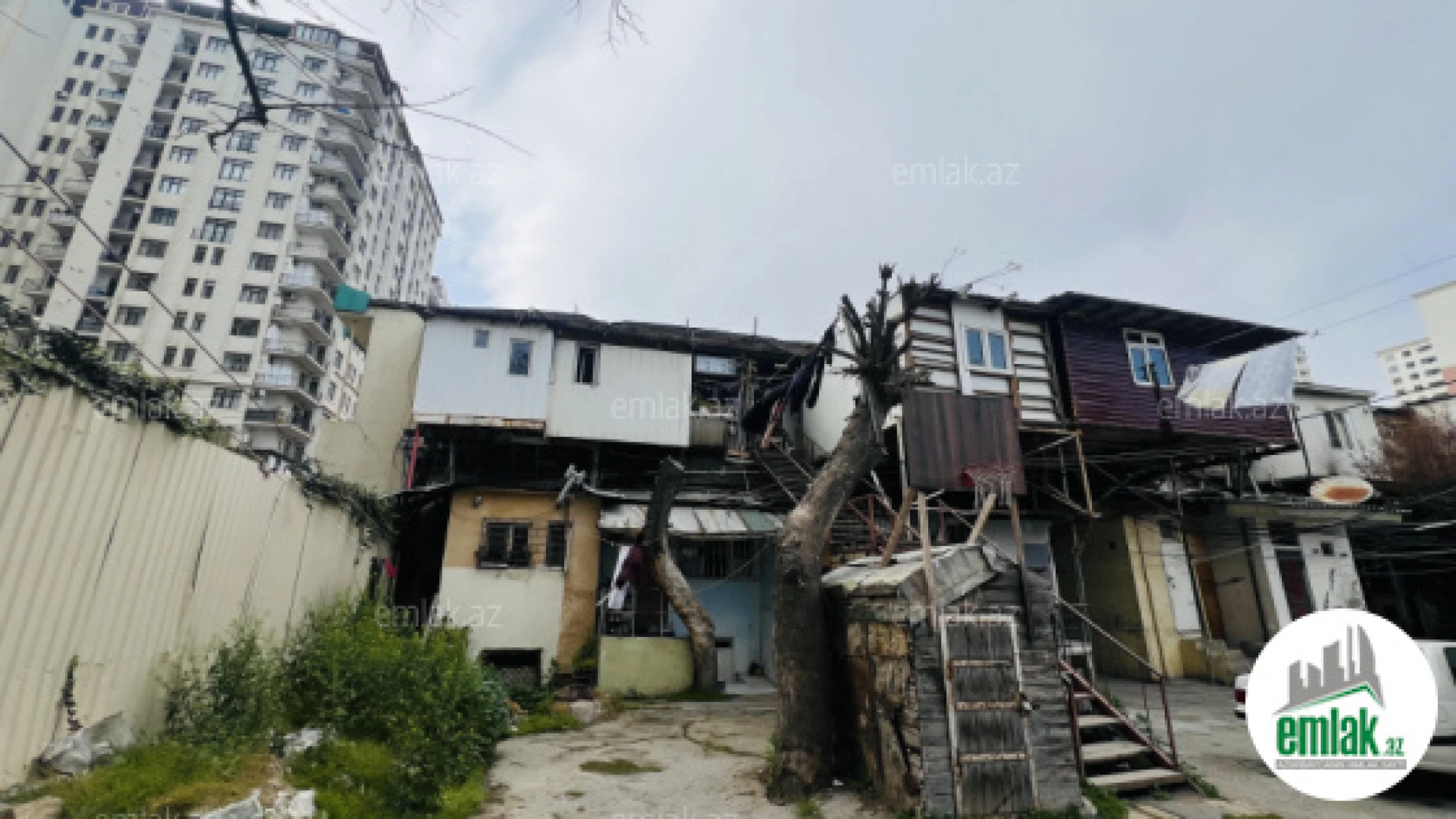 Satılır 2 otaqlı köhnə tikili 50 m²