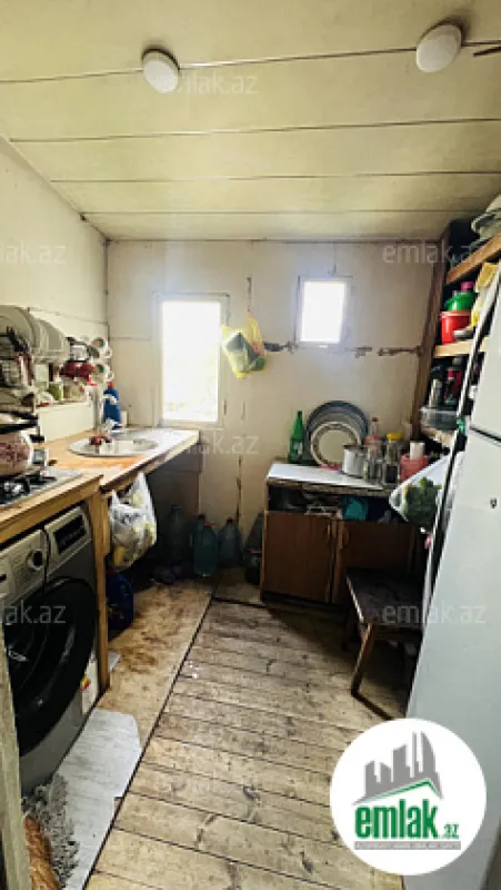 Satılır 2 otaqlı köhnə tikili 50 m²