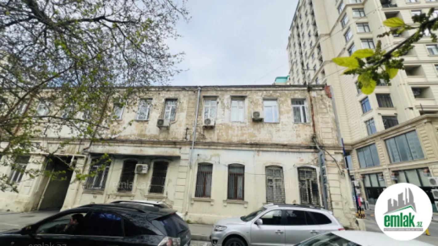 Satılır 2 otaqlı köhnə tikili 50 m²