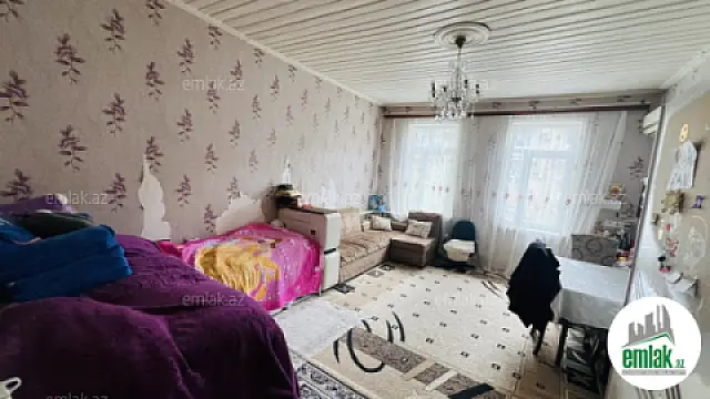 Satılır 2 otaqlı köhnə tikili 50 m²