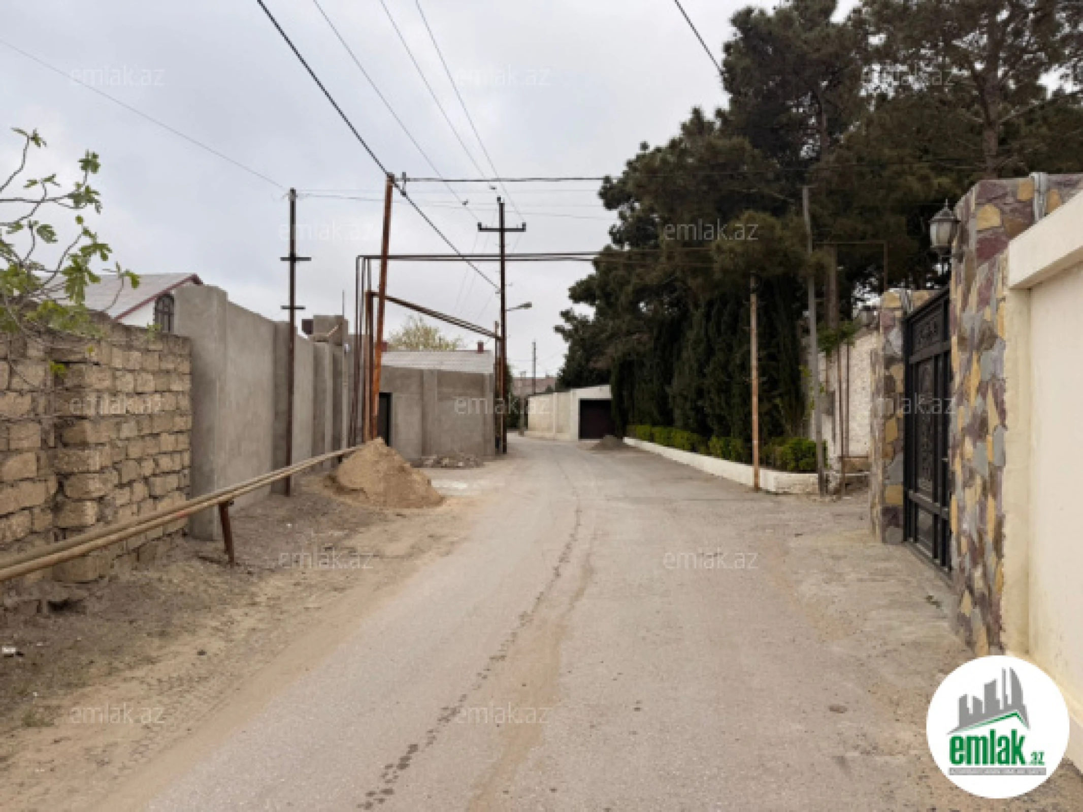 Satılır torpaq sahəsi 4 m²