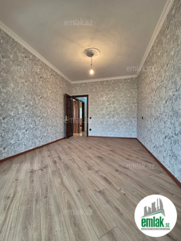 Satılır 3 otaqlı köhnə tikili 85 m²