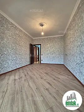 Satılır 3 otaqlı köhnə tikili 85 m²