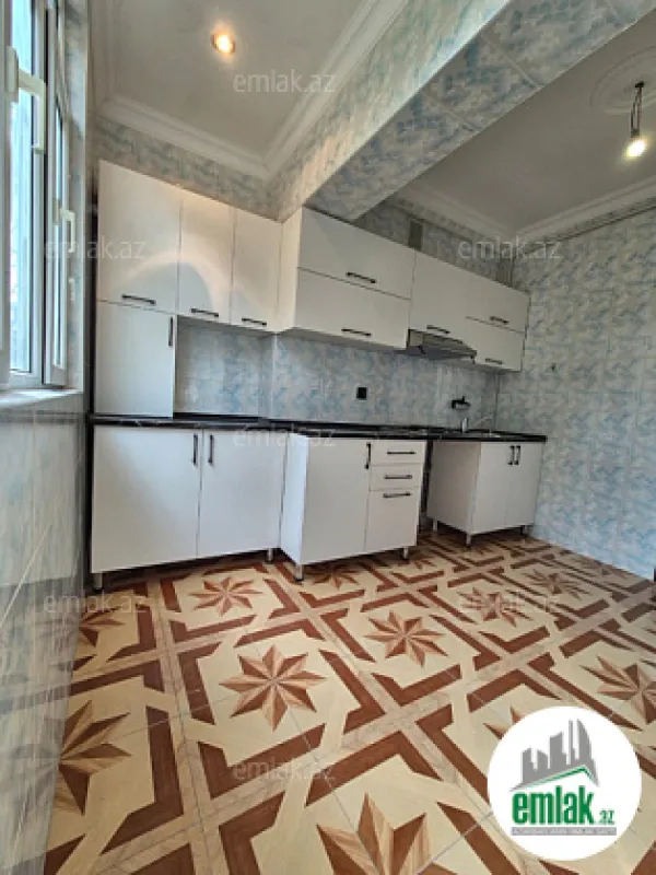 Satılır 3 otaqlı köhnə tikili 85 m²