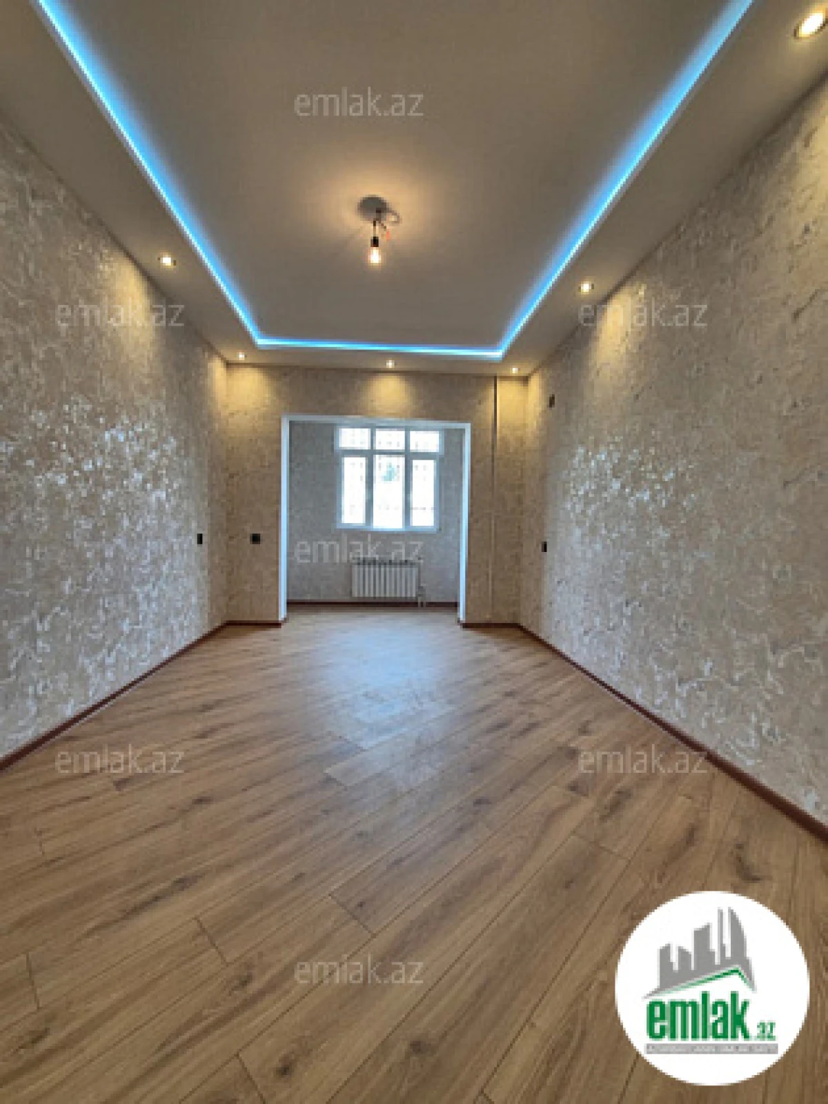 Satılır 3 otaqlı köhnə tikili 85 m²