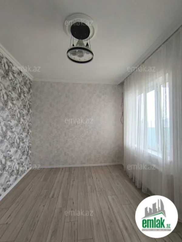 Satılır 5 otaqlı həyət evi 100 m²