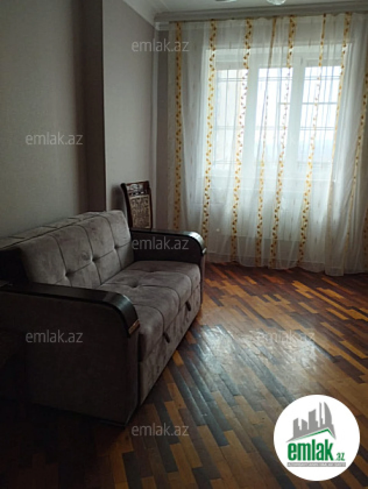 Satılır 3 otaqlı köhnə tikili 70 m²
