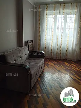 Satılır 3 otaqlı köhnə tikili 70 m²