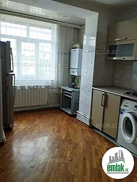 Satılır 3 otaqlı köhnə tikili 70 m²