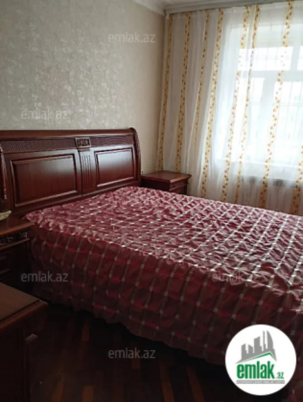 Satılır 3 otaqlı köhnə tikili 70 m²