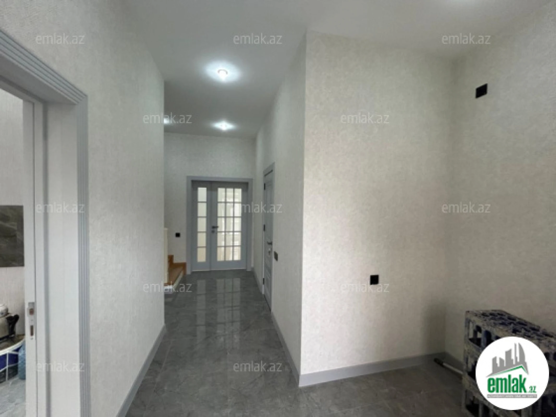 Satılır 4 otaqlı həyət evi 160 m²