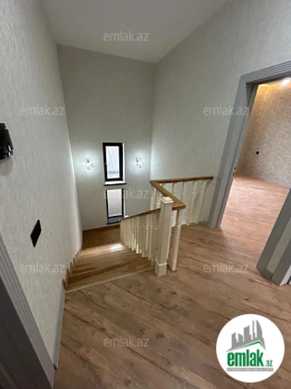 Satılır 4 otaqlı həyət evi 160 m²