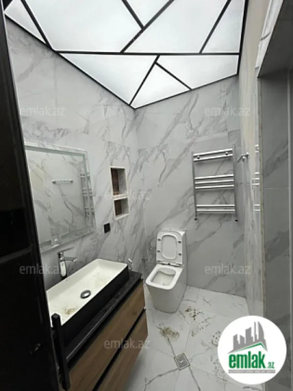 Satılır 4 otaqlı həyət evi 160 m²