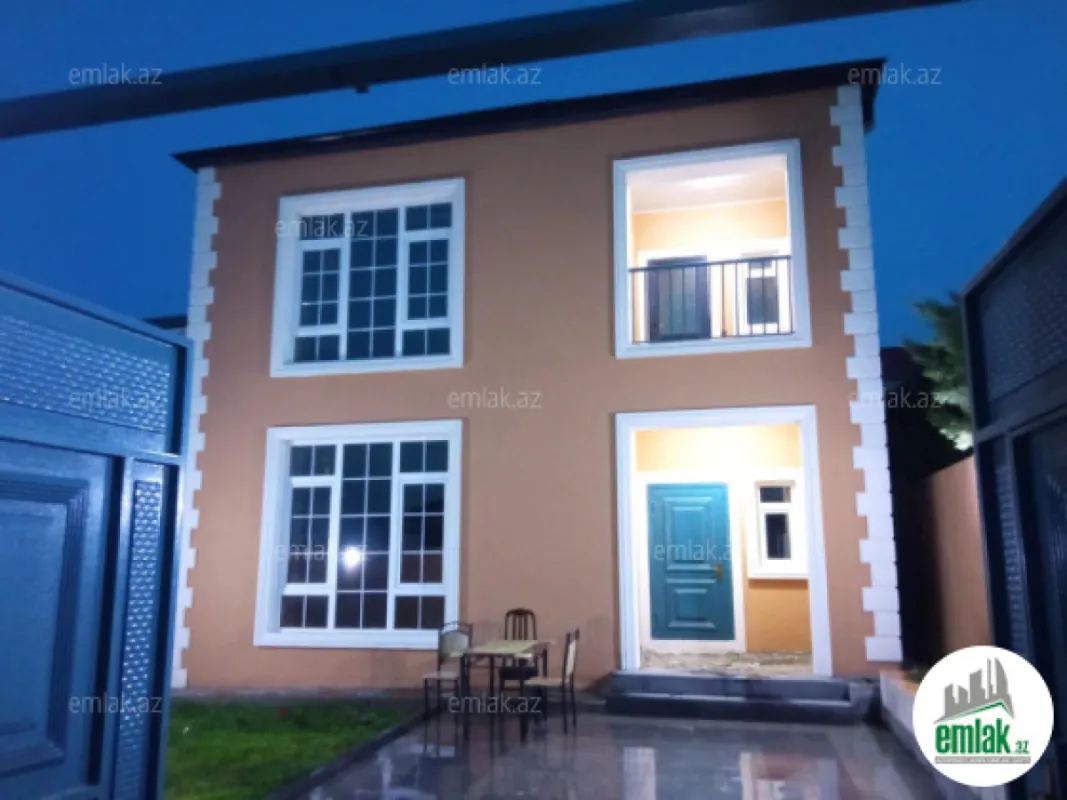 Satılır 4 otaqlı həyət evi 185 m²
