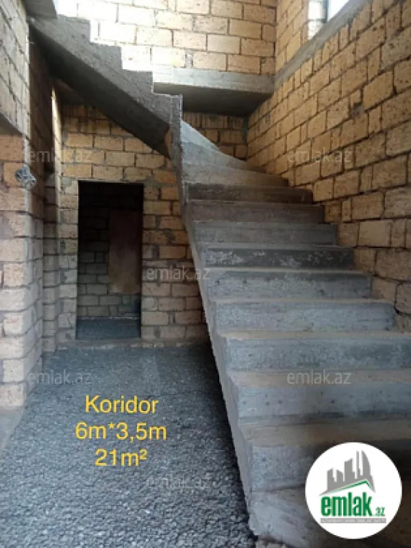 Satılır 4 otaqlı həyət evi 185 m²