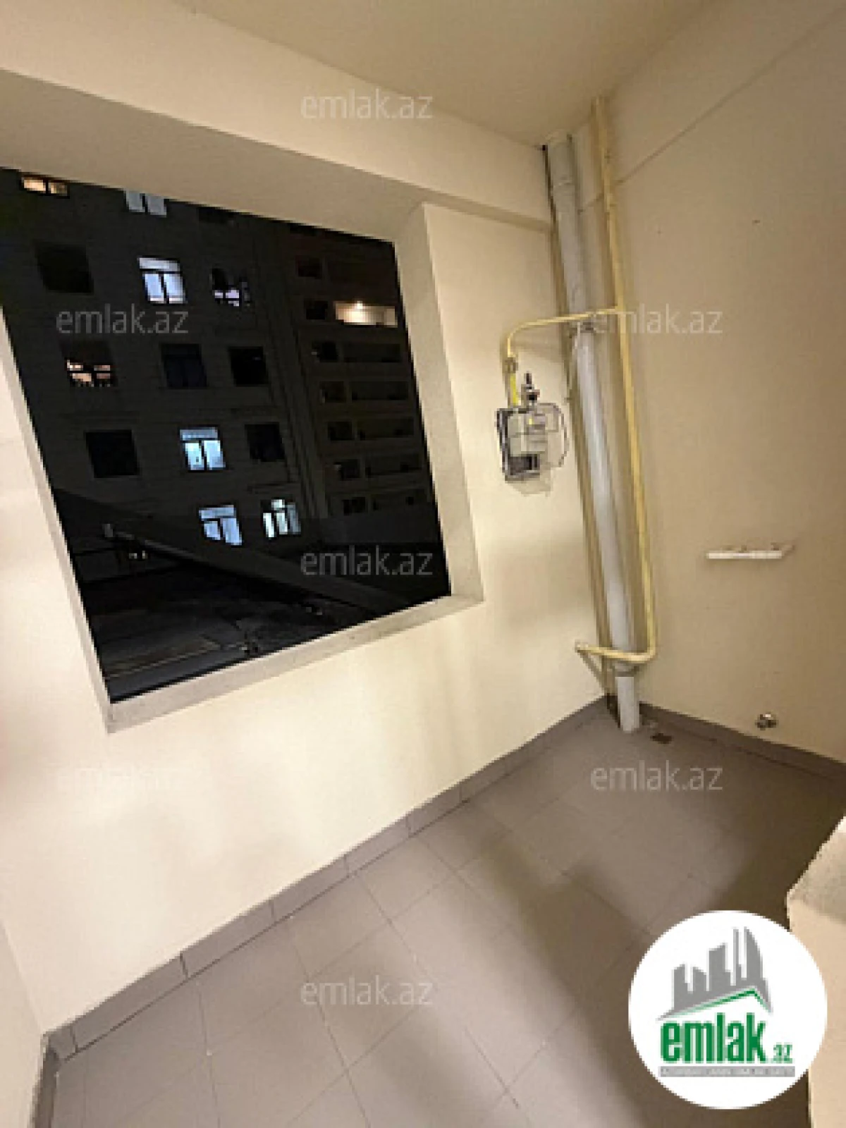 Satılır 3 otaqlı yeni tikili 83 m²