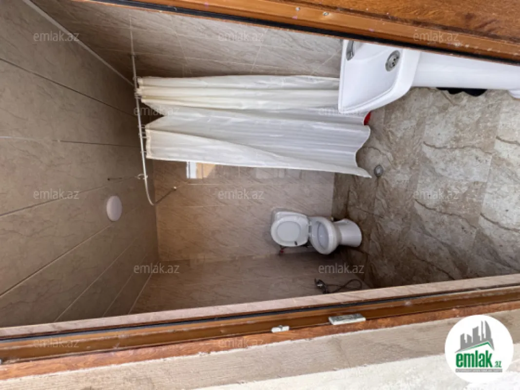 Satılır 2 otaqlı obyekt 300 m²