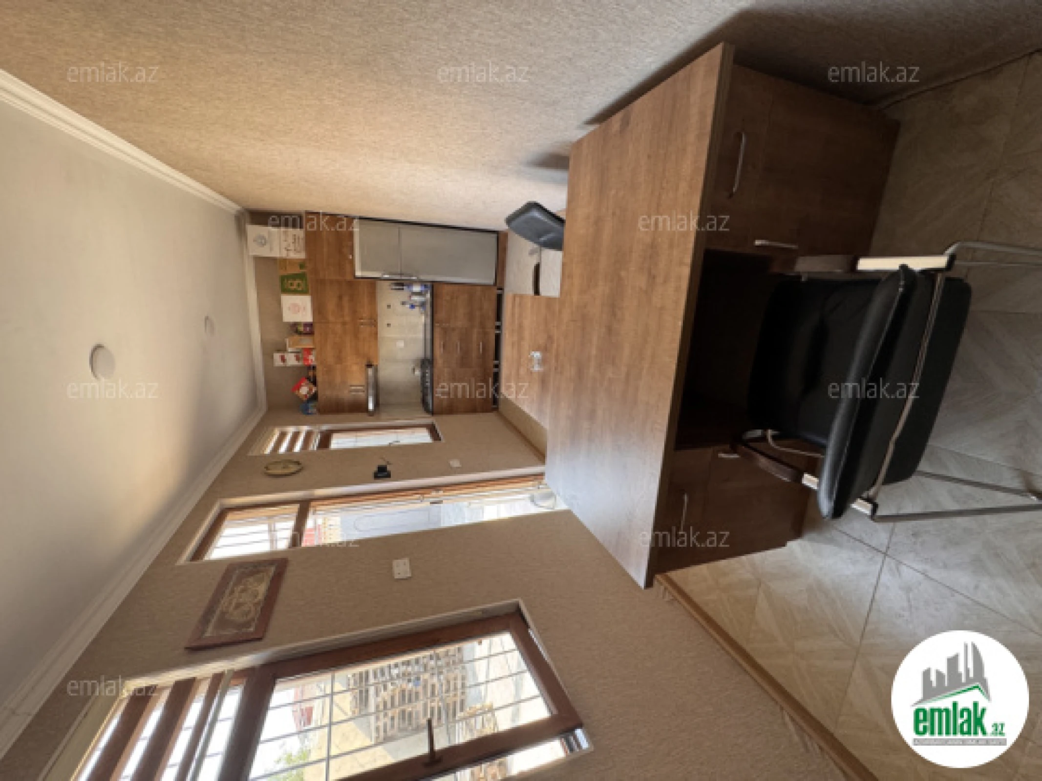 Satılır 2 otaqlı obyekt 300 m²
