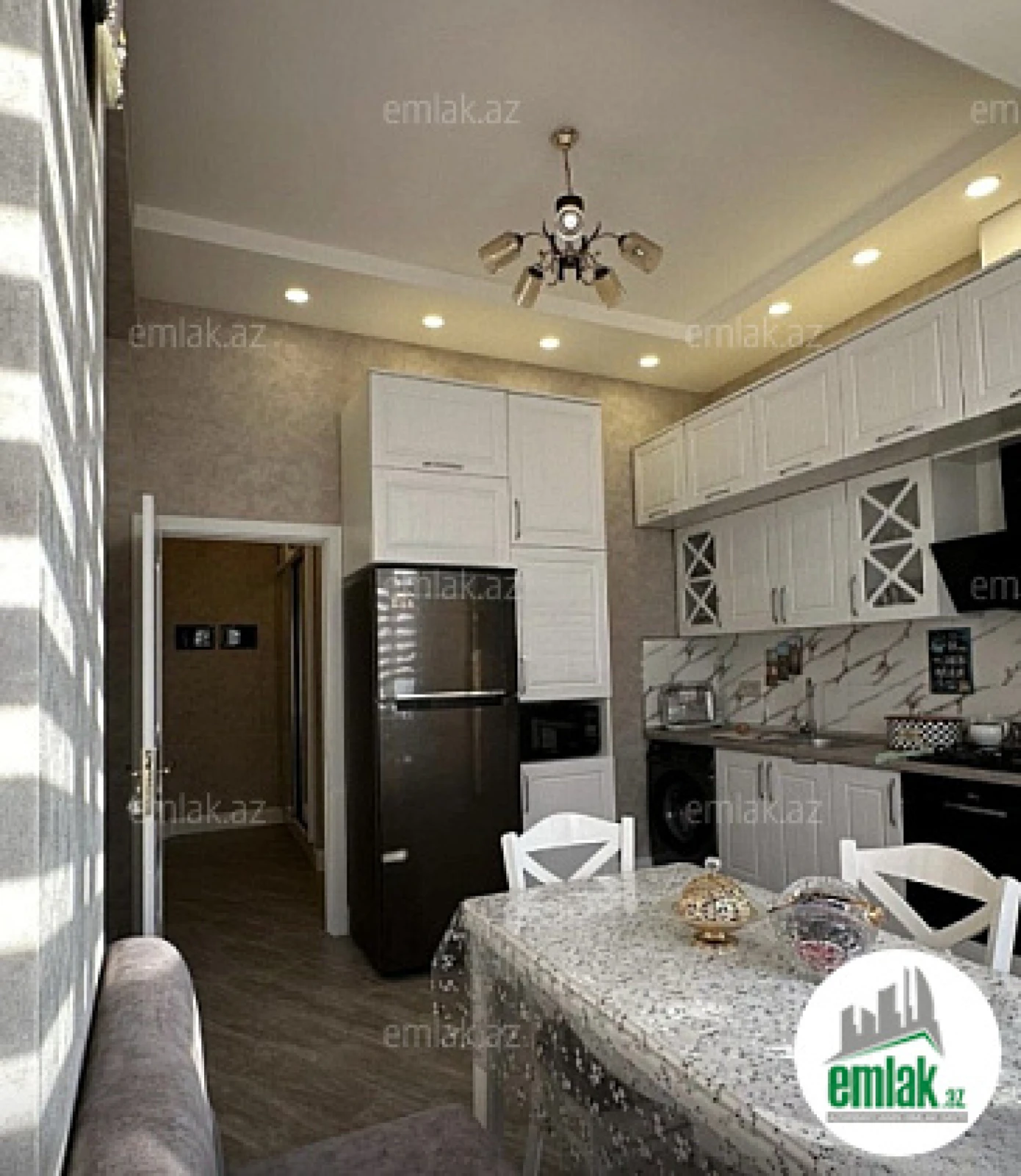 Satılır 3 otaqlı yeni tikili 105 m²