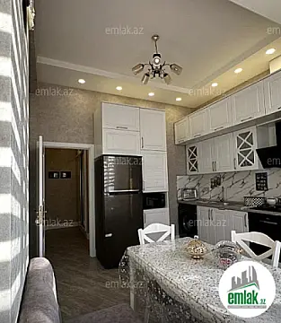 Satılır 3 otaqlı yeni tikili 105 m²
