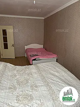 Satılır 3 otaqlı köhnə tikili 95 m²