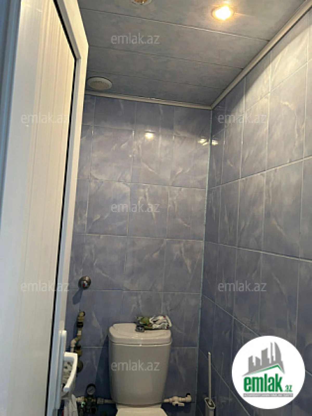 Satılır 3 otaqlı köhnə tikili 95 m²