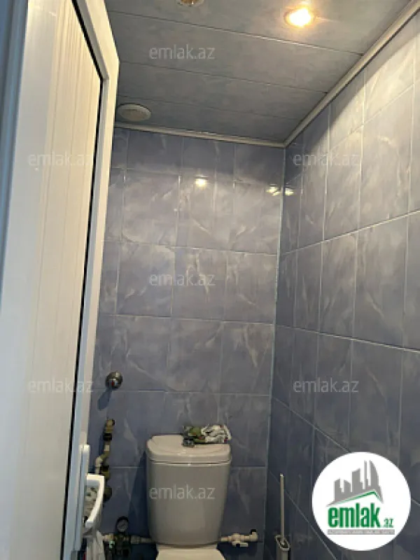 Satılır 3 otaqlı köhnə tikili 95 m²