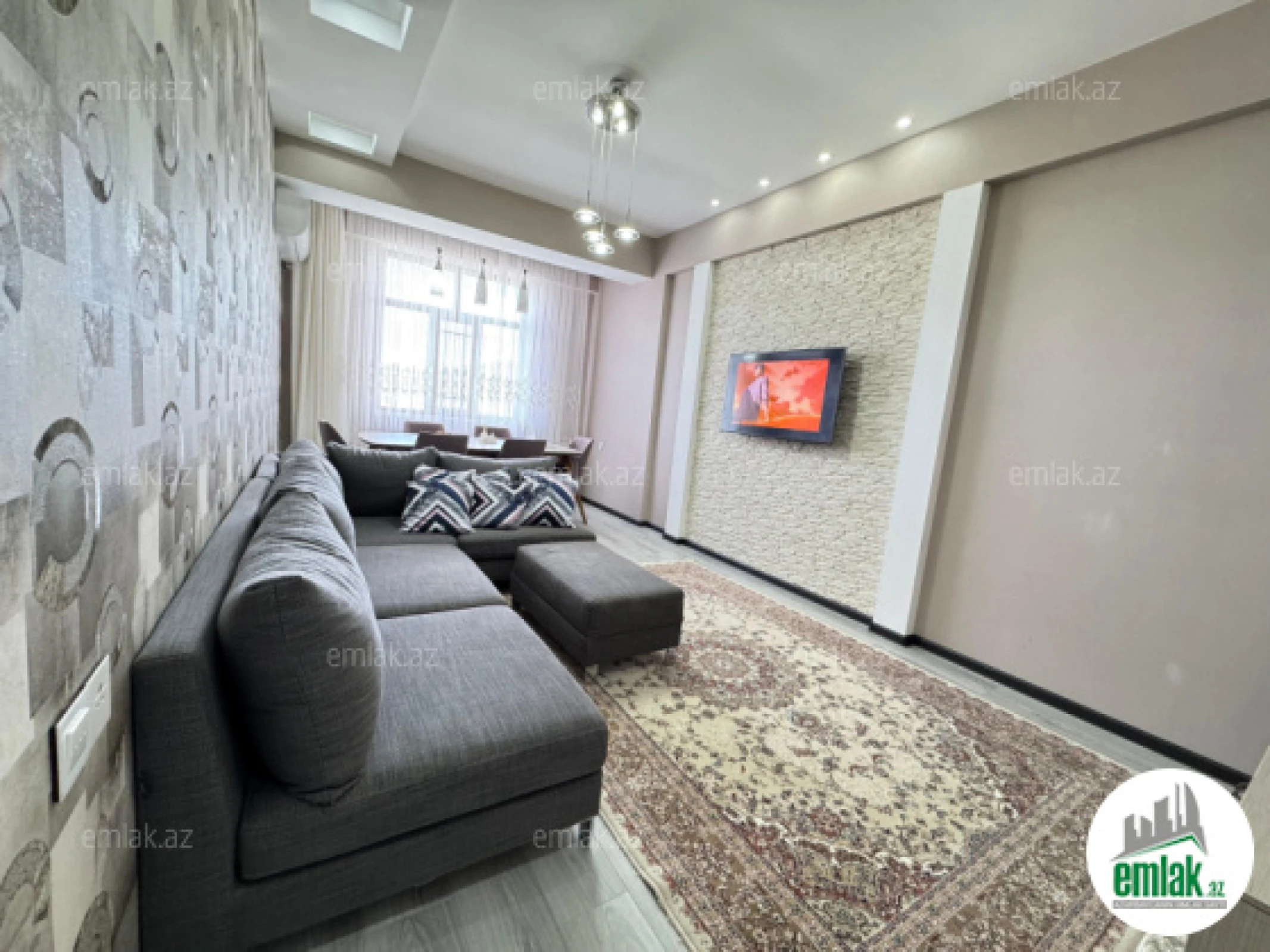 Satılır 2 otaqlı yeni tikili 82 m²