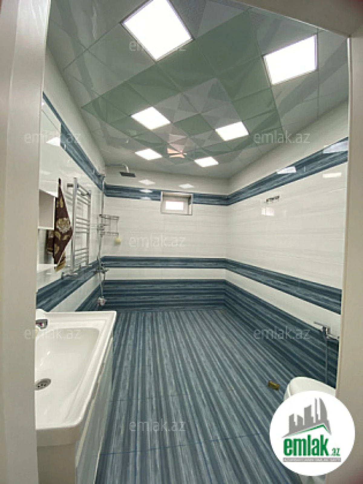 Satılır 5 otaqlı həyət evi 280 m²