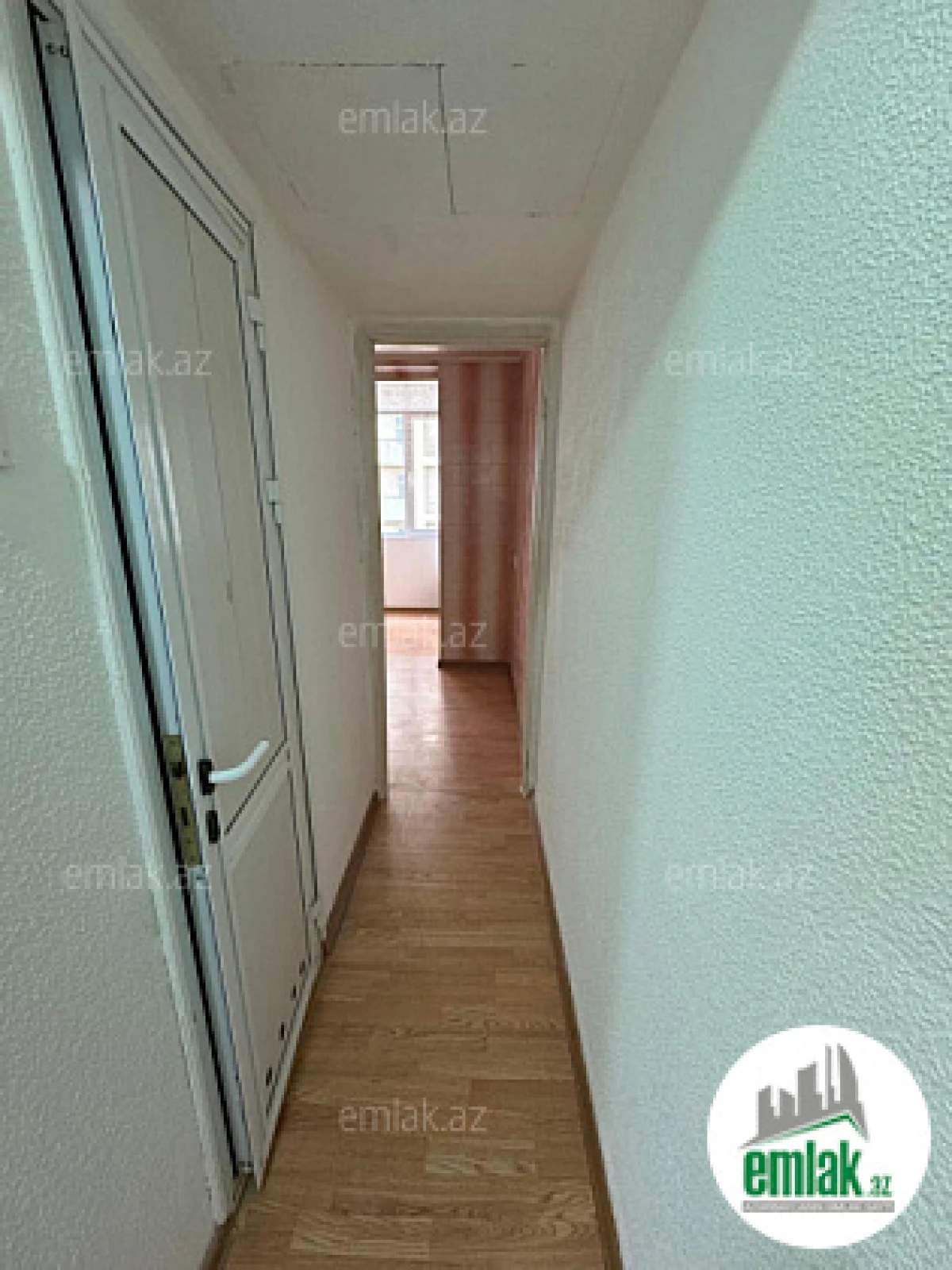 Satılır 2 otaqlı köhnə tikili 50 m²