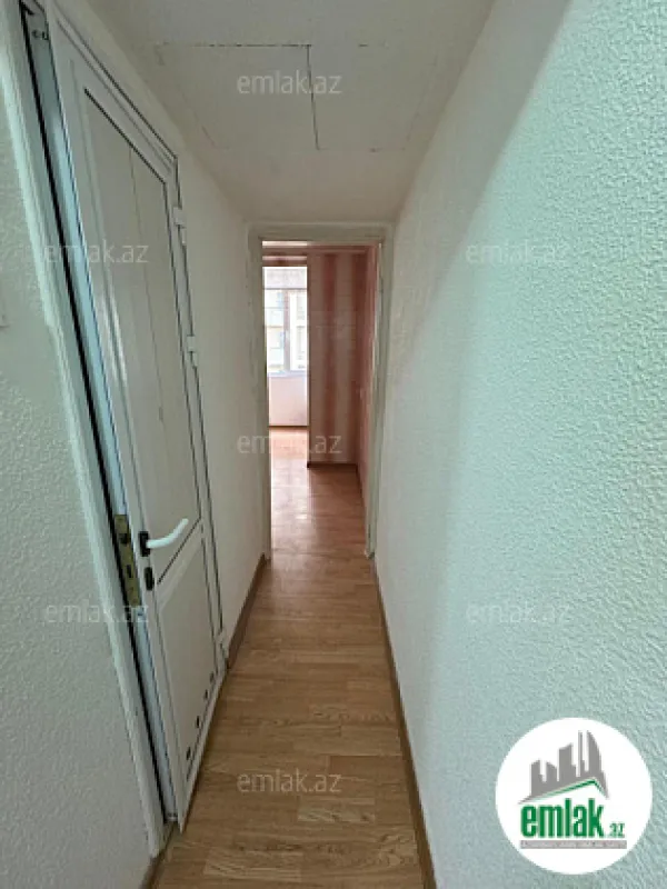 Satılır 2 otaqlı köhnə tikili 50 m²