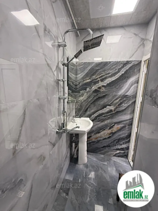 Satılır 2 otaqlı köhnə tikili 40 m²