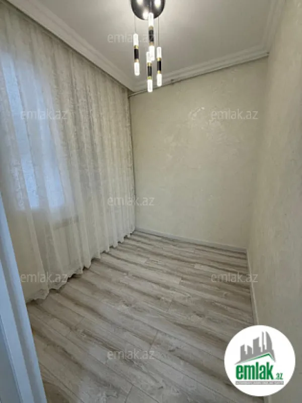 Satılır 2 otaqlı köhnə tikili 40 m²