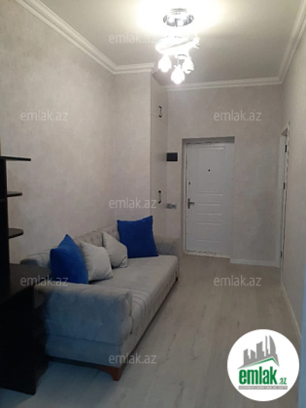 Satılır 3 otaqlı köhnə tikili 42 m²