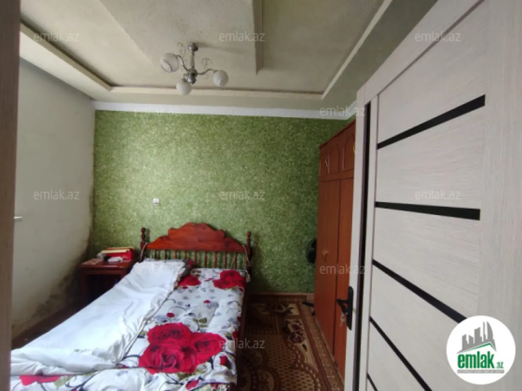 Satılır 3 otaqlı həyət evi 80 m²