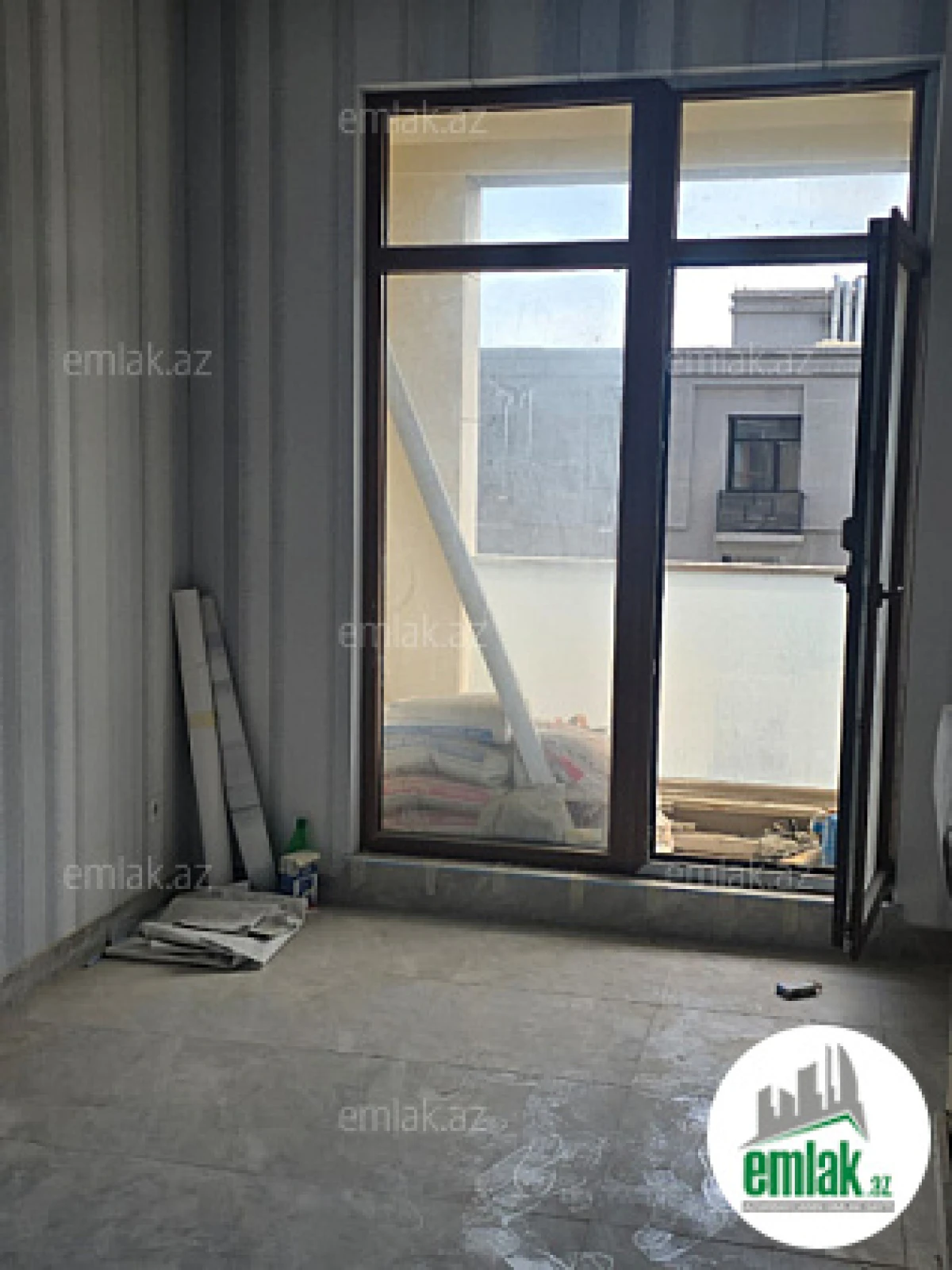 Satılır 1 otaqlı yeni tikili 35 m²