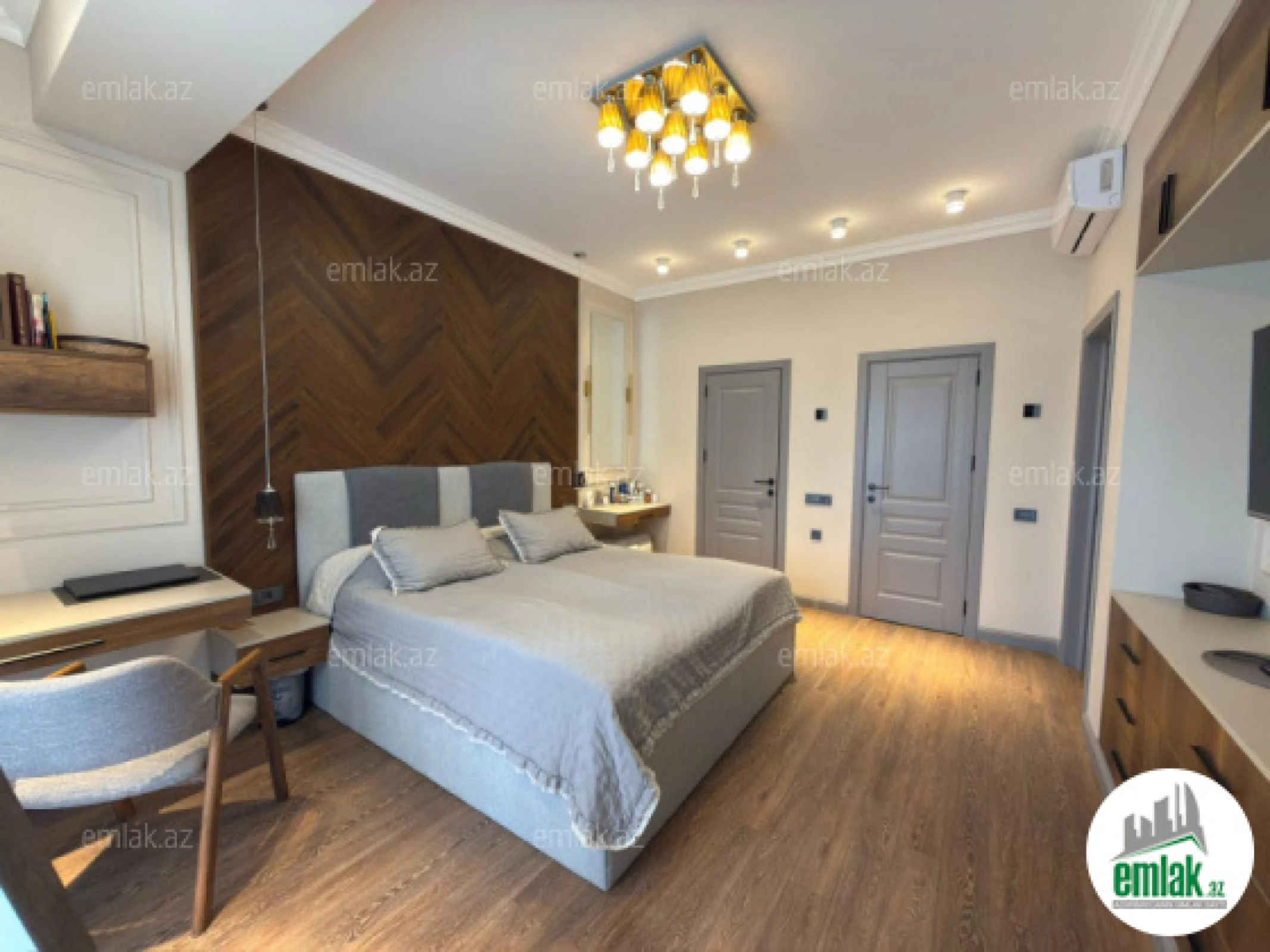 Satılır 3 otaqlı yeni tikili 128 m²