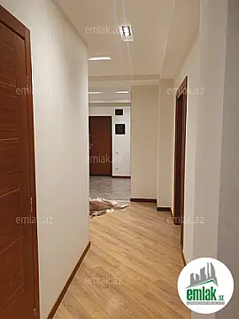 Satılır 4 otaqlı yeni tikili 130 m²