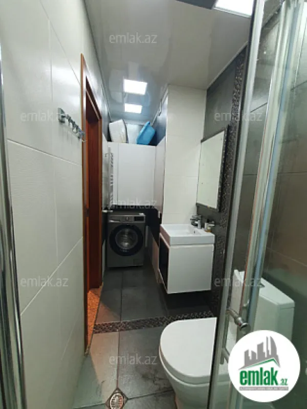 Satılır 4 otaqlı yeni tikili 130 m²