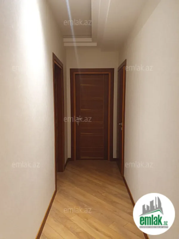Satılır 4 otaqlı yeni tikili 130 m²