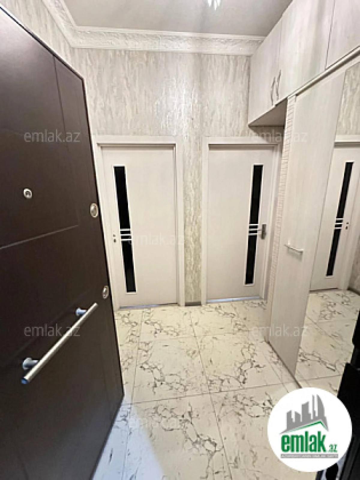 Satılır 2 otaqlı yeni tikili 50 m²