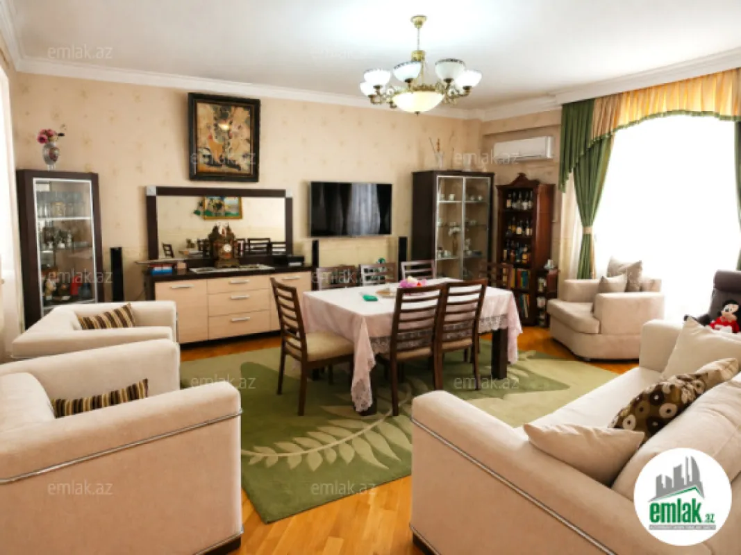 Satılır 3 otaqlı yeni tikili 120 m²