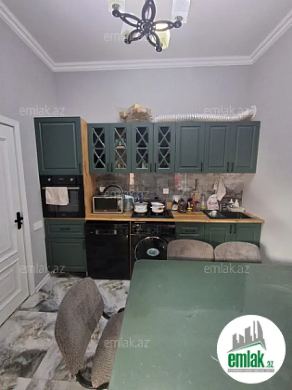 Satılır 4 otaqlı həyət evi 100 m²